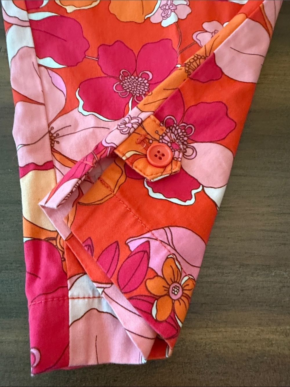 NWOT-Talbots Floral Capris in Pink, Orange and Red Size 16P - Picture 12 of 12